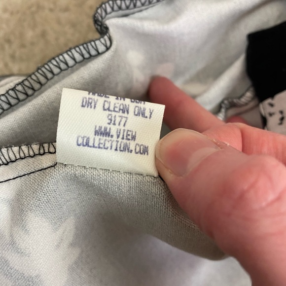 Cache Capri Pants NWT Black & White Floral - Picture 9 of 9